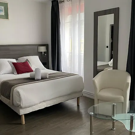 Luxor Bastille Hotel