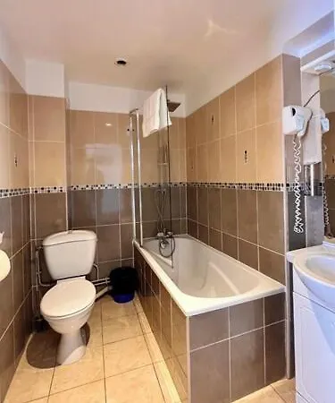 Luxor Bastille 2* Párizs