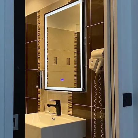 Luxor Bastille Hotel París