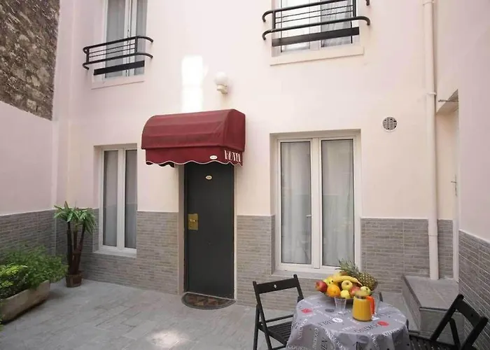 Hotel Luxor Bastille 2*