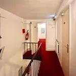 Hotel Luxor Bastille 2*