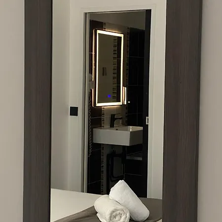 Luxor Bastille 2*